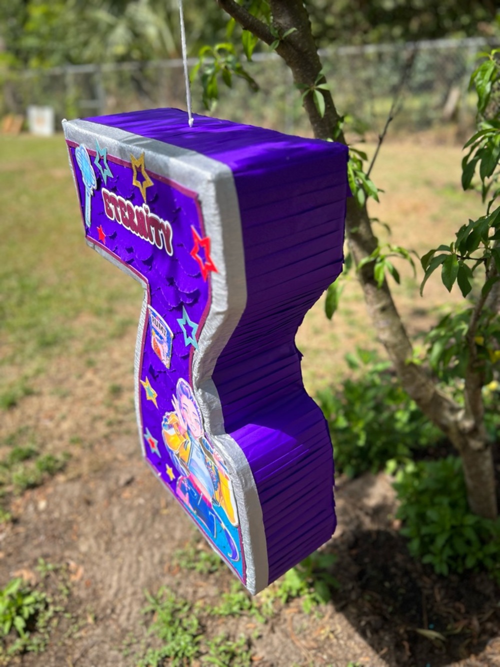 K-pop Number 7 Purple Party Piñata - Picture 4 of 7